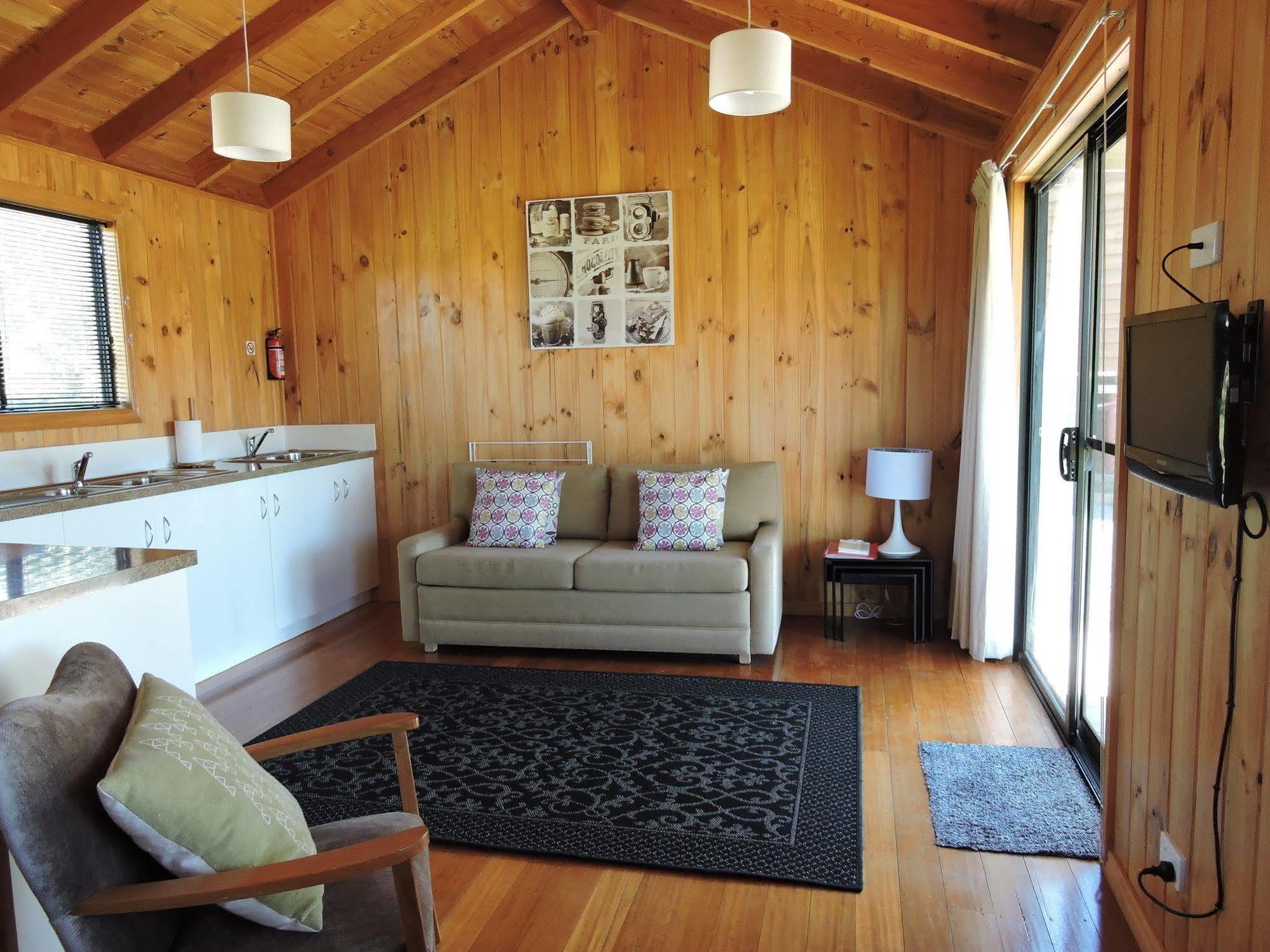 Hazelcreek Cottages Exeter Экстерьер фото